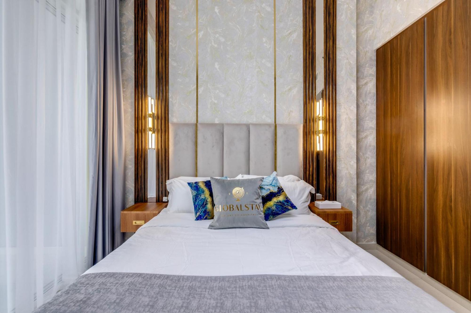 Globalstay. Luxury Near The Canal Apartment